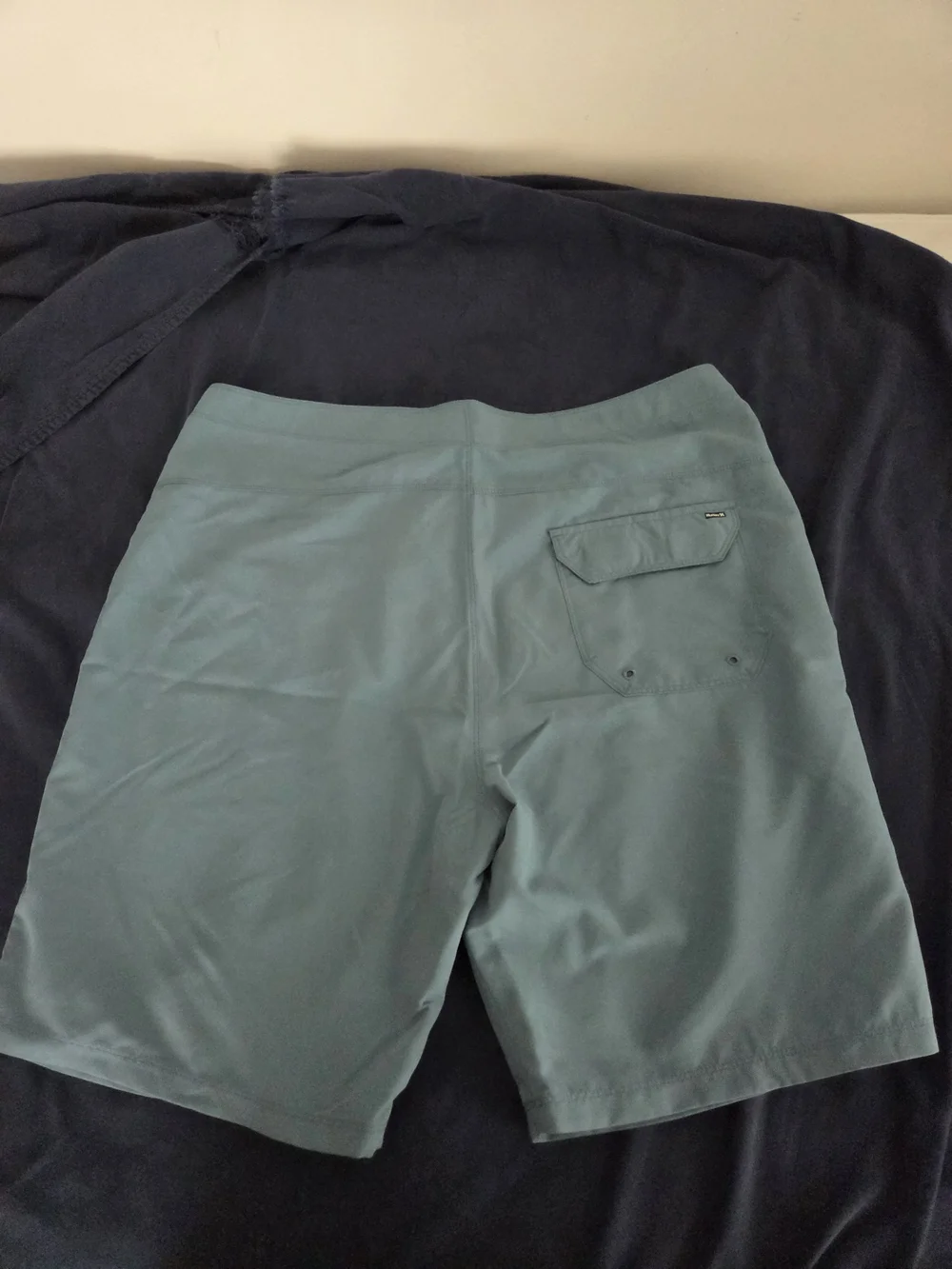 Hurley men’s swim